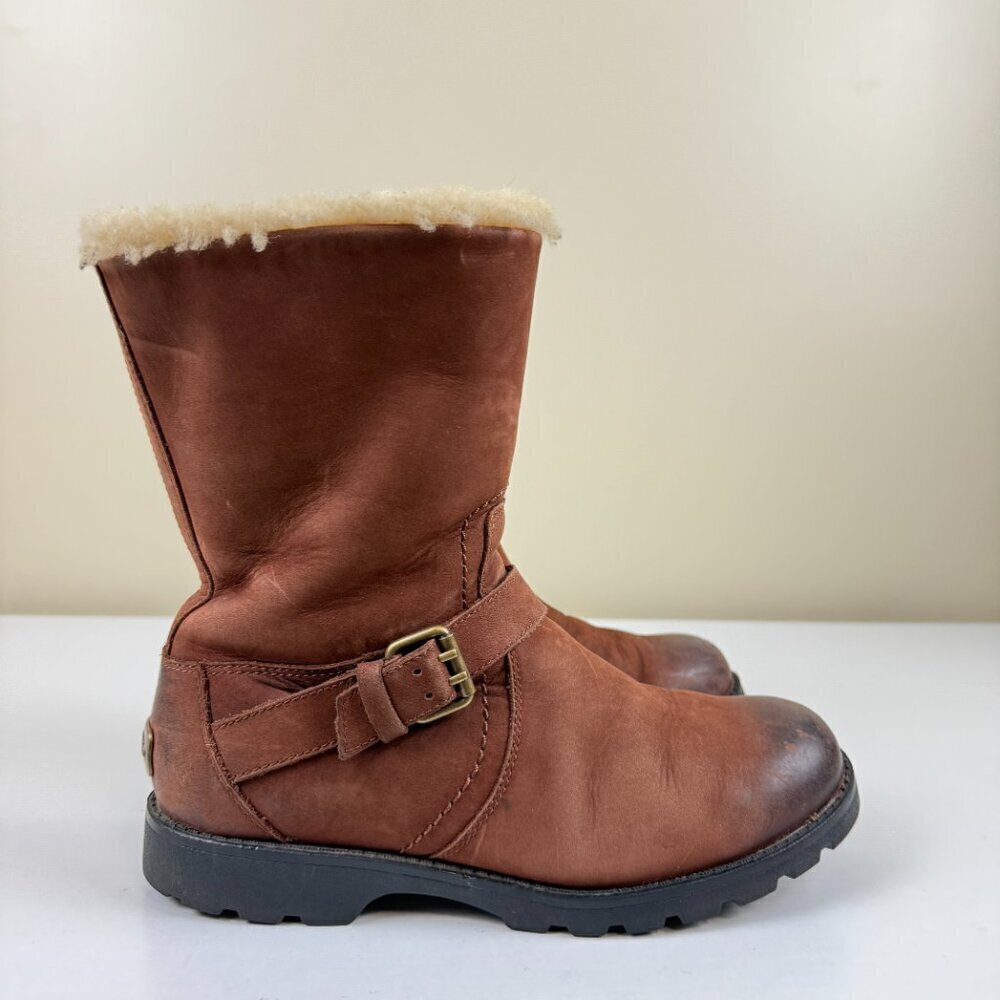 EUC UGG Chantay Moto Sheepskin Distressed Boots